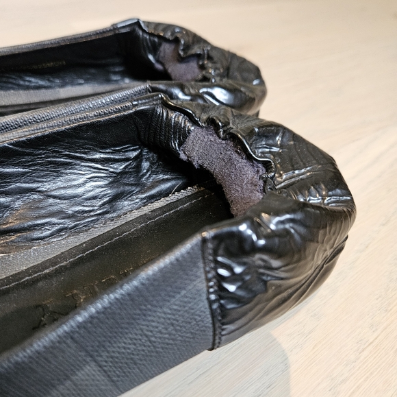 Burberry Nova Check Flats - Picture 7 of 8